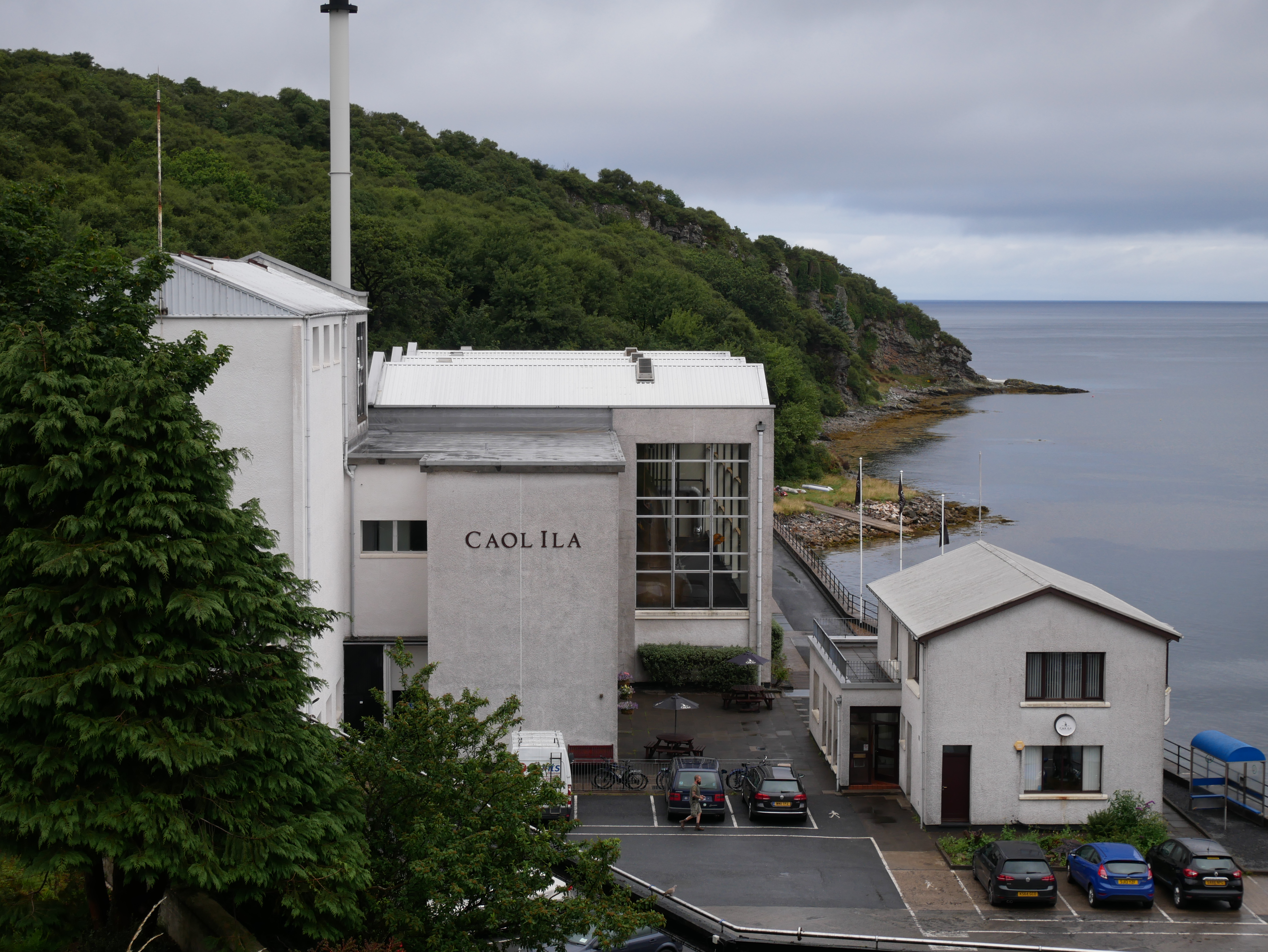 Caol Ila Single Malt Scotch Whisky Destillerie Brennerei auf Islay im Westen Schottlands